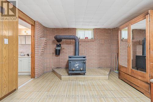 17 Vange Crescent, Toronto, ON - Indoor Photo Showing Other Room