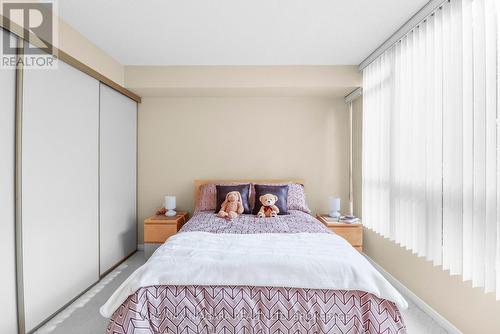 303 - 5100 Dorchester Road, Niagara Falls (212 - Morrison), ON - Indoor Photo Showing Bedroom