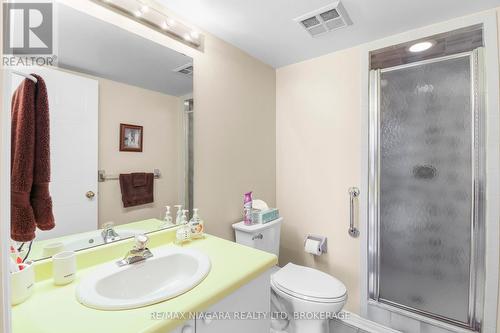 303 - 5100 Dorchester Road, Niagara Falls (212 - Morrison), ON - Indoor Photo Showing Bathroom