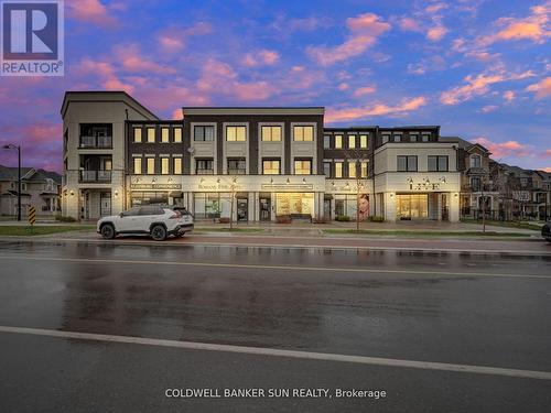 401 Kleinburg Summit Way, Vaughan, ON - Outdoor