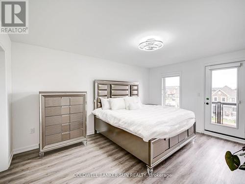 401 Kleinburg Summit Way, Vaughan, ON - Indoor Photo Showing Bedroom