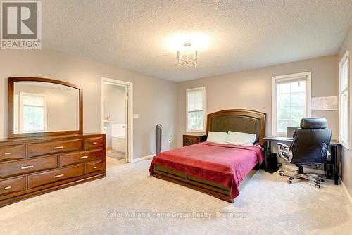 6512 Ellis Road, Puslinch, ON - Indoor Photo Showing Bedroom