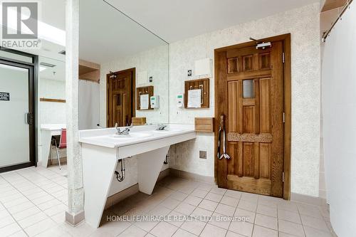 2309 - 30 Malta Avenue, Brampton, ON - Indoor Photo Showing Bathroom