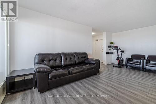 2309 - 30 Malta Avenue, Brampton, ON - Indoor Photo Showing Living Room