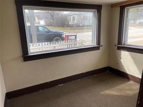 2145 Mcdonald Avenue, Brandon, MB - Indoor Photo Showing Other Room