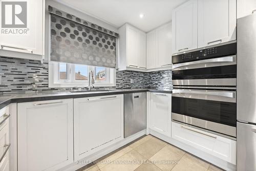 15 Rosewood Avenue, Toronto, ON - Indoor Photo Showing Kitchen With Upgraded Kitchen