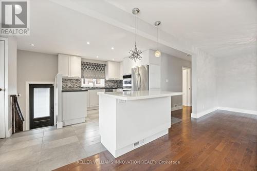 15 Rosewood Avenue, Toronto, ON - Indoor Photo Showing Kitchen With Upgraded Kitchen