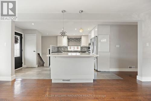 15 Rosewood Avenue, Toronto, ON - Indoor Photo Showing Kitchen