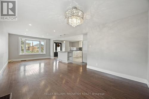 15 Rosewood Avenue, Toronto, ON - Indoor Photo Showing Other Room