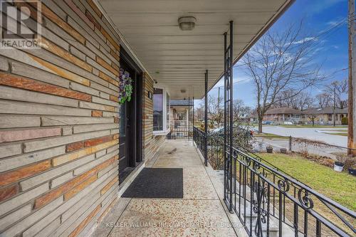 15 Rosewood Avenue, Toronto, ON - Outdoor With Exterior