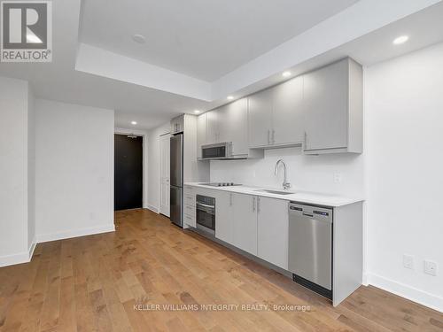 2009 - 180 George Street, Ottawa, ON - Indoor Photo Showing Kitchen