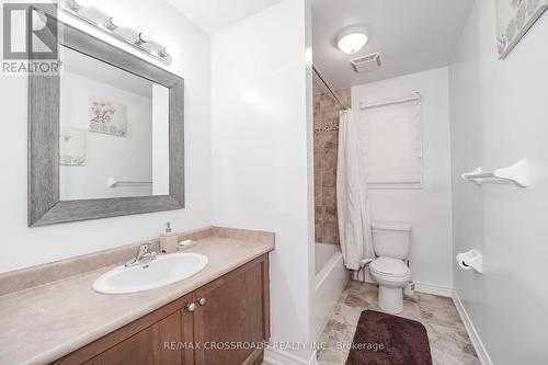 1383 Langley Circle N, Oshawa, ON - Indoor Photo Showing Bathroom