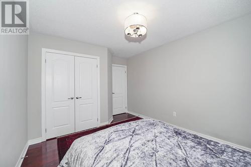 1383 Langley Circle N, Oshawa, ON - Indoor Photo Showing Bedroom