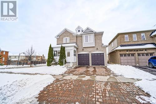 1383 Langley Circle N, Oshawa, ON - Outdoor With Facade