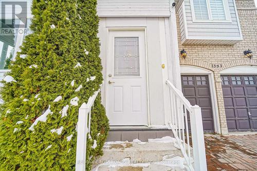 1383 Langley Circle N, Oshawa, ON - Outdoor