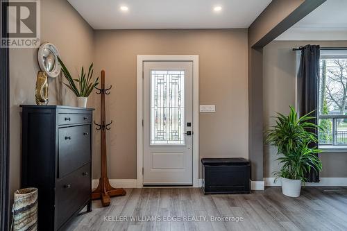 752 Beach Boulevard, Hamilton, ON - Indoor Photo Showing Other Room