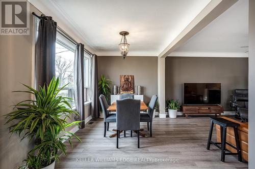 Sitting Area - Dining Room & Living Room - 752 Beach Boulevard, Hamilton, ON - Indoor