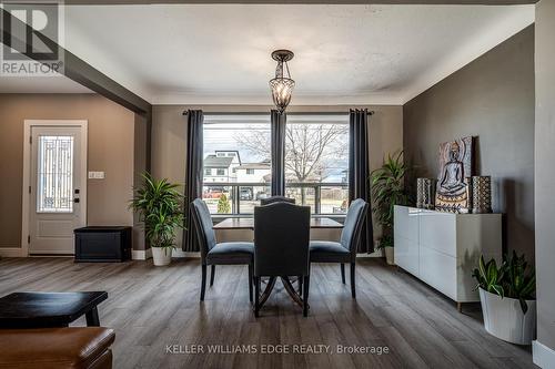 752 Beach Boulevard, Hamilton, ON - Indoor Photo Showing Dining Room