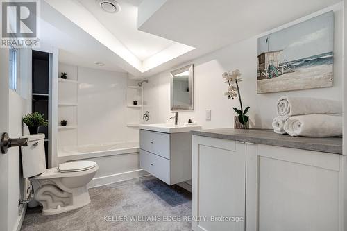 Basement Bathroom - 752 Beach Boulevard, Hamilton, ON - Indoor Photo Showing Bathroom