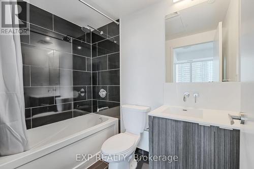 1904 - 100 Harbour Street, Toronto, ON - Indoor Photo Showing Bathroom