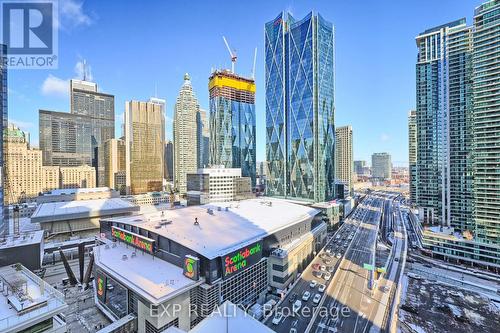 1904 - 100 Harbour Street, Toronto, ON - Outdoor