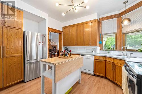 304 Durand Street, Sarnia, ON - Indoor Photo Showing Kitchen With Double Sink