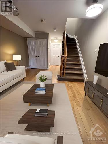 B - 407 Mackay Street, Ottawa, ON - Indoor Photo Showing Living Room