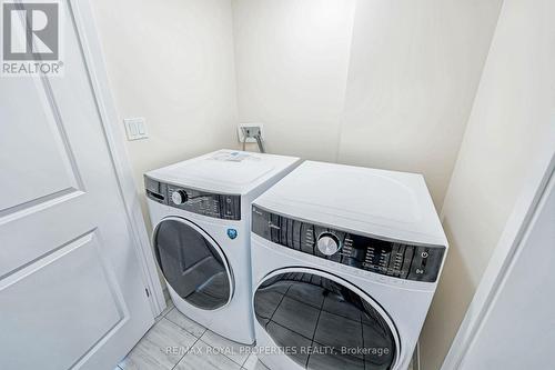 784 Eddystone Path, Oshawa, ON - Indoor Photo Showing Laundry Room