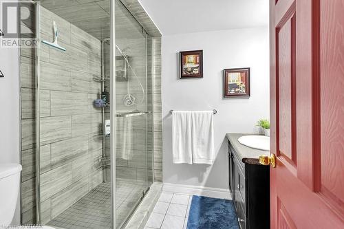 301 South Drive, Simcoe, ON - Indoor Photo Showing Bathroom