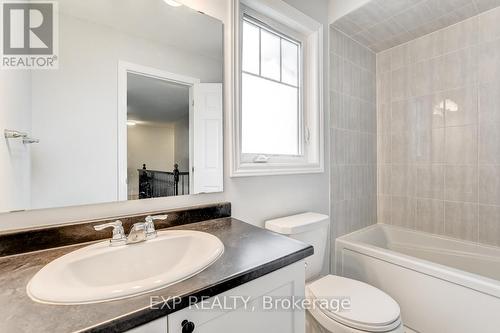 301 Proxima Terrace, Ottawa, ON - Indoor Photo Showing Bathroom