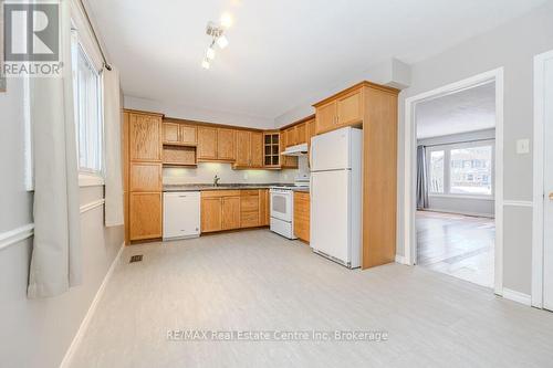 70 Gail Street, Cambridge, ON - Indoor Photo Showing Kitchen