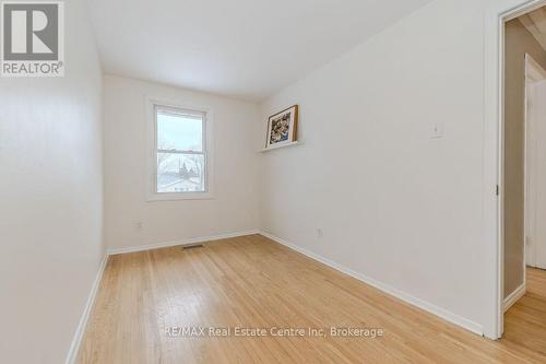 70 Gail Street, Cambridge, ON - Indoor Photo Showing Other Room