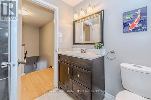 70 Gail Street, Cambridge, ON - Indoor Photo Showing Bathroom