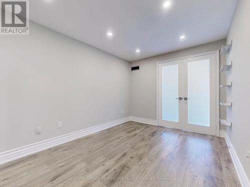 312 - 7 Townsgate Drive, Vaughan, ON - Indoor Photo Showing Other Room