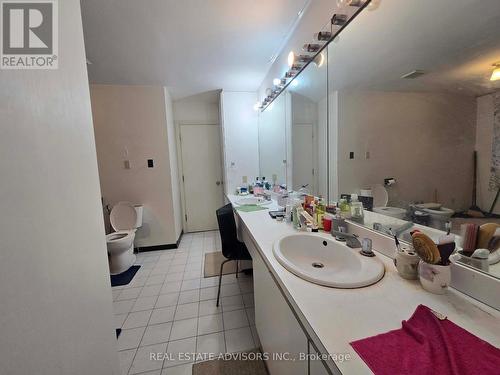 17 Macduff Crescent, Toronto, ON - Indoor Photo Showing Bathroom