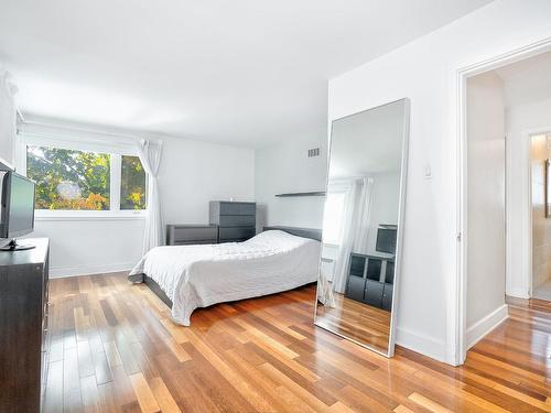 Chambre Ã Â coucher - 12220 Ch. De Somerset, Montréal (Ahuntsic-Cartierville), QC - Indoor Photo Showing Bedroom