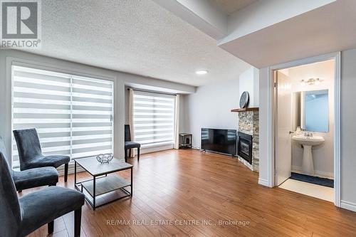 51 - 245 Bishop Street, Cambridge, ON - Indoor Photo Showing Living Room With Fireplace