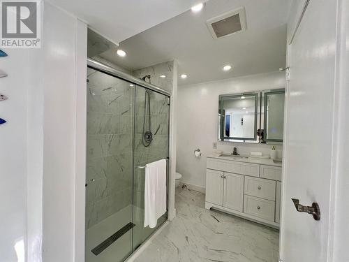 1475 Albatross Avenue, Kitimat, BC - Indoor Photo Showing Bathroom