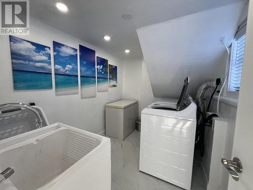 1475 Albatross Avenue, Kitimat, BC - Indoor Photo Showing Laundry Room