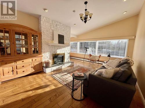 1475 Albatross Avenue, Kitimat, BC - Indoor Photo Showing Living Room With Fireplace