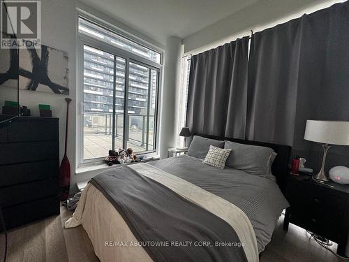 802 - 290 Adelaide Street W, Toronto, ON - Indoor Photo Showing Bedroom