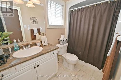 115 Hagerman Crescent, St. Thomas, ON - Indoor Photo Showing Bathroom