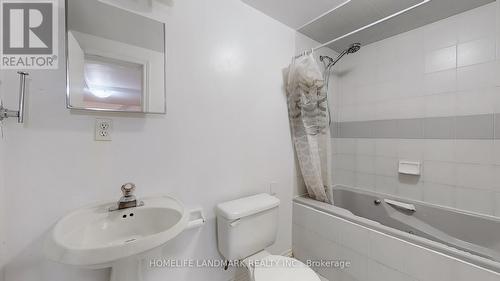 59 Raleigh Crescent, Markham, ON - Indoor Photo Showing Bathroom