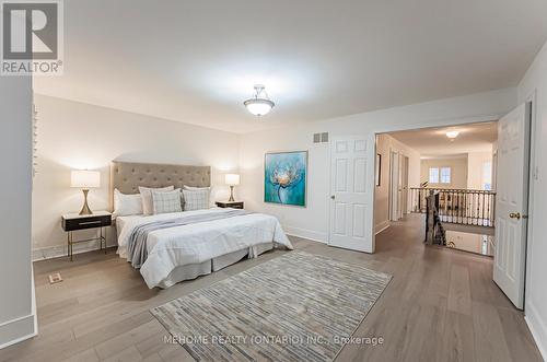 1030 Old Oak Drive, Oakville, ON - Indoor Photo Showing Bedroom