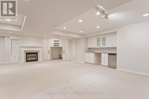 1030 Old Oak Drive, Oakville, ON - Indoor Photo Showing Other Room