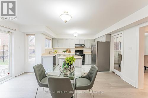 1030 Old Oak Drive, Oakville, ON - Indoor Photo Showing Dining Room