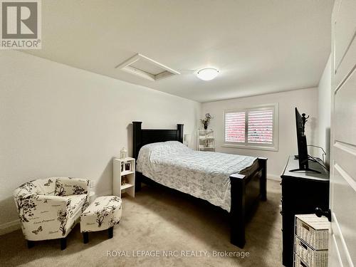 25 - 7 Gibson Place, St. Catharines (451 - Downtown), ON - Indoor Photo Showing Bedroom