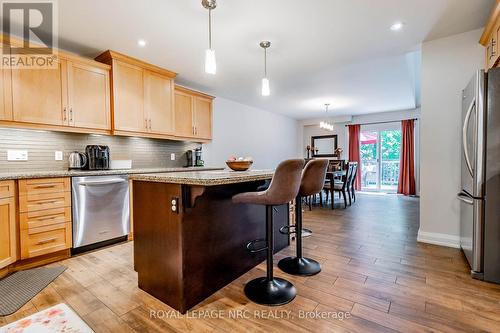 25 - 7 Gibson Place, St. Catharines (451 - Downtown), ON - Indoor Photo Showing Kitchen