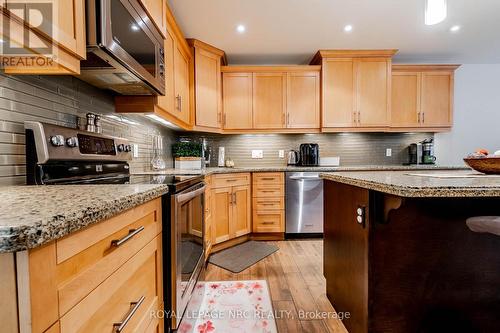 25 - 7 Gibson Place, St. Catharines (451 - Downtown), ON - Indoor Photo Showing Kitchen