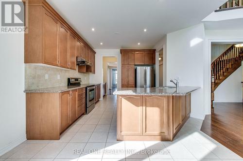 566 North Park Boulevard, Oakville, ON - Indoor Photo Showing Kitchen